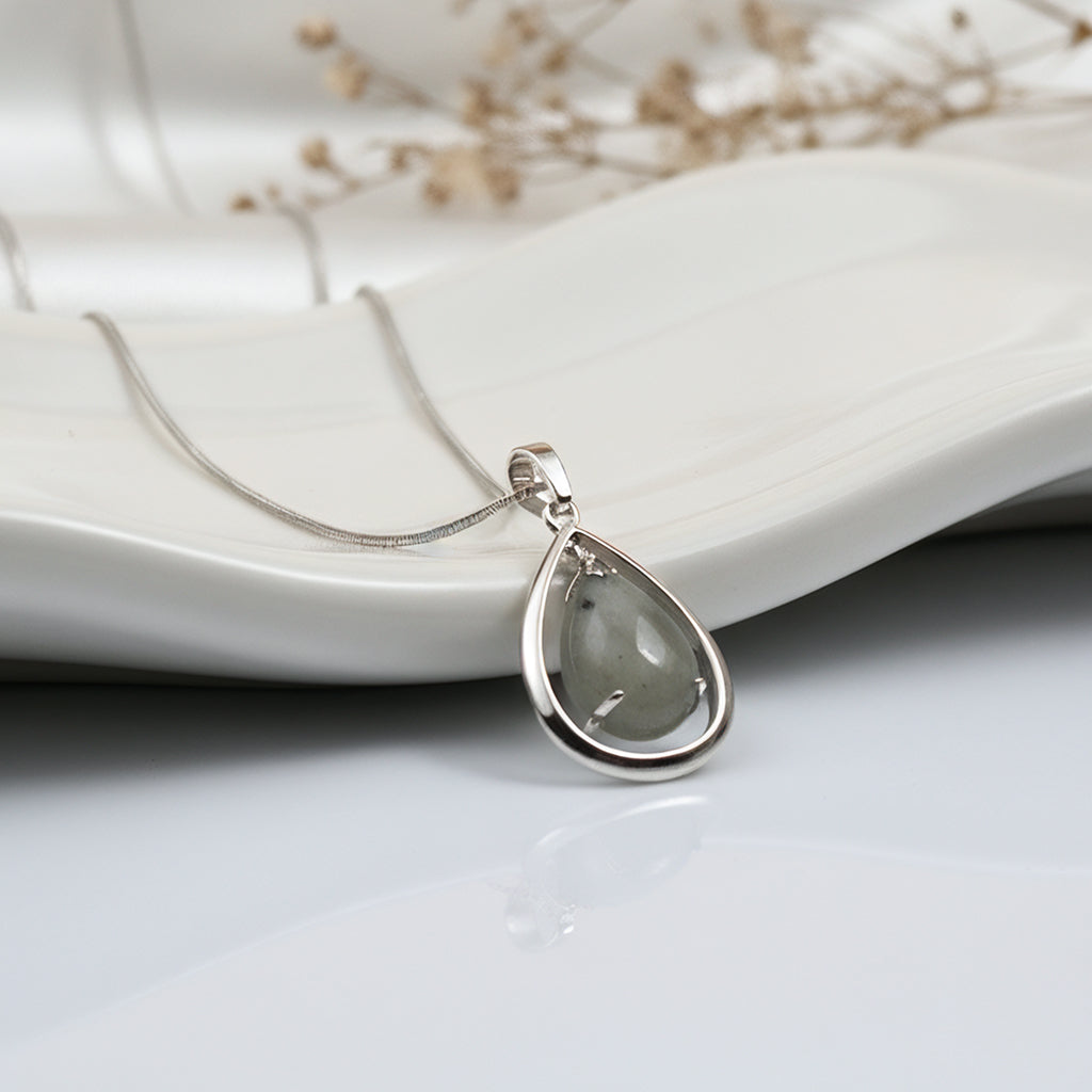 Labradorite Pendant